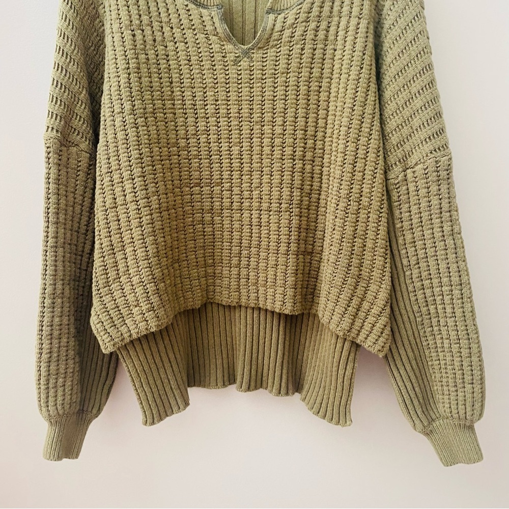 BDG by Urban Outfitters Oversized High Low Sweater Green Sz Small - Picture 3 of 8